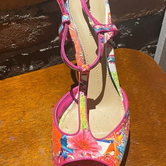 Gianni Bini Floral Print Heels, Sz 8 - Picture 6 of 10